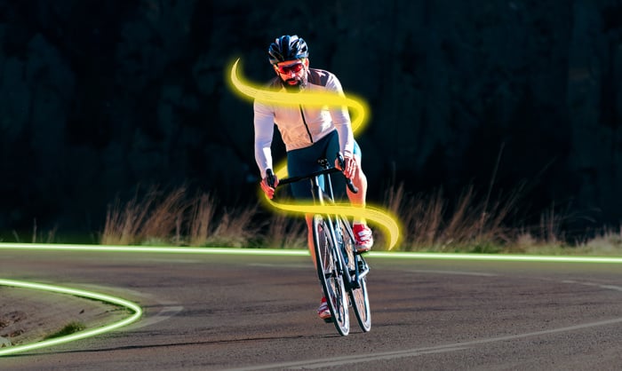 woow-woow20_landing_3_ciclistas_2-700x418-3